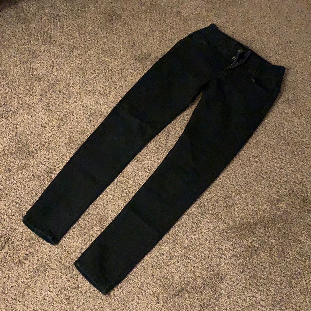 black skinny jeans